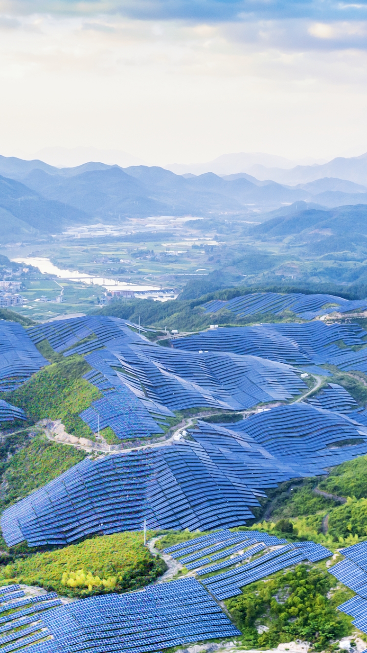 三十年耕耘
引領(lǐng)新能源未來